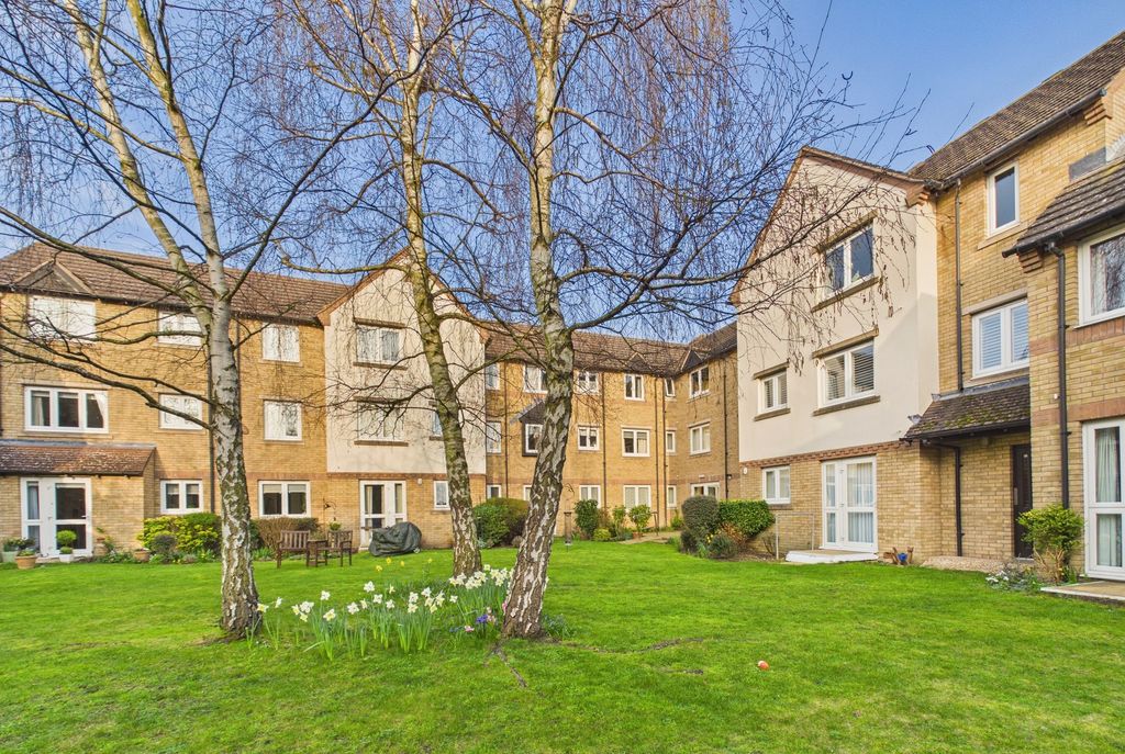 Property photo 1 of 14 Cam03259G0-Pr0249-Still016