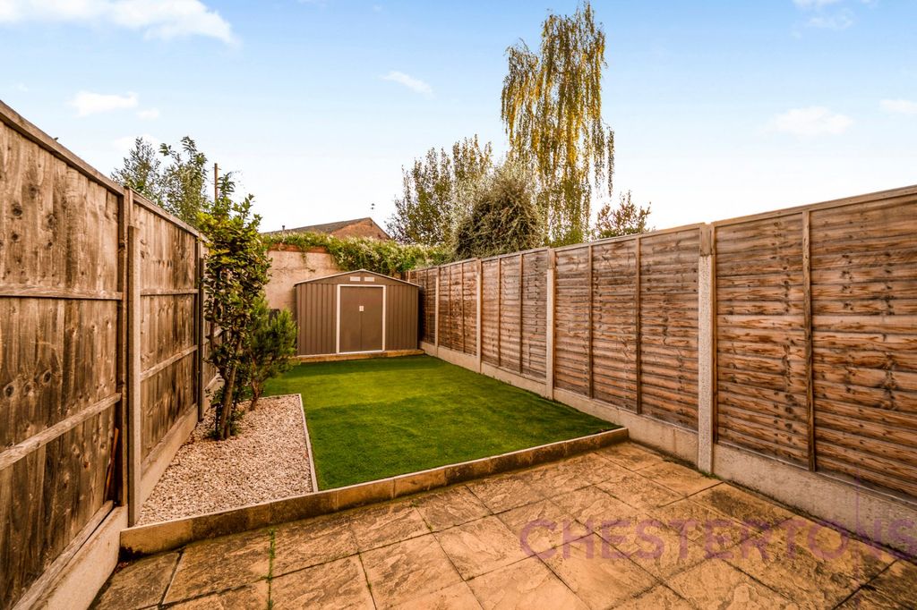 Property photo 2 of 15