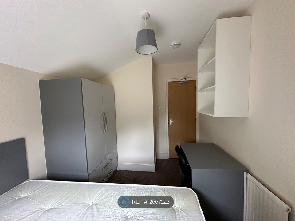 Property photo 3 of 9