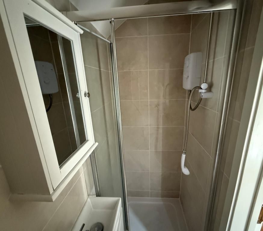 Property photo 3 of 4 3