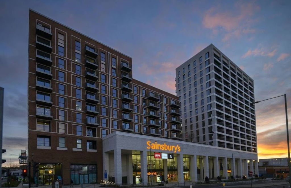 Property photo 1 of 4