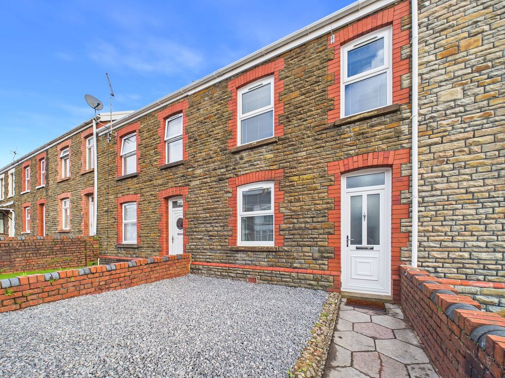 Property photo 1 of 35