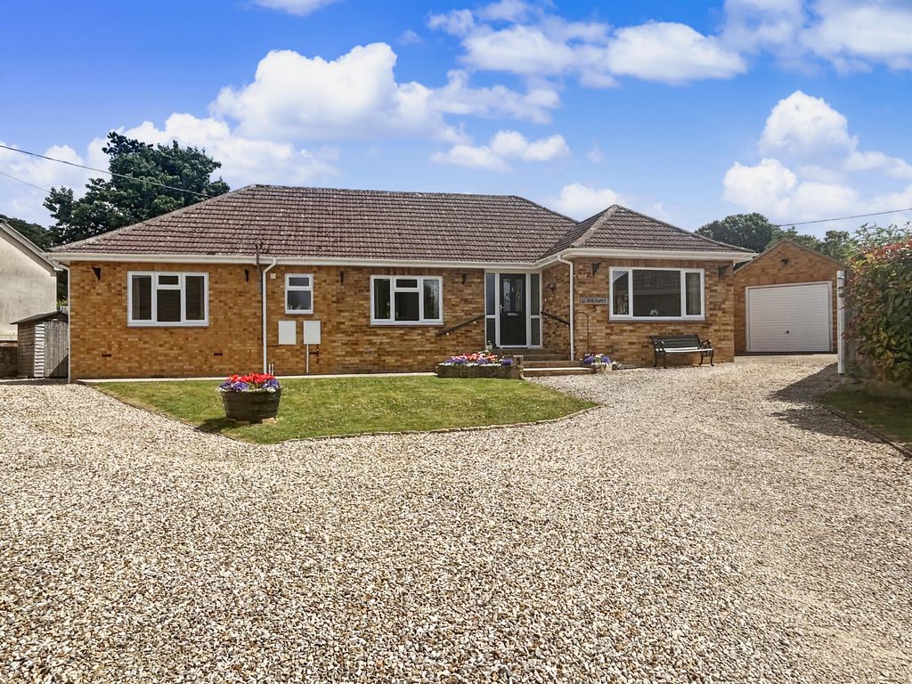 Property photo 1 of 19 Img0225