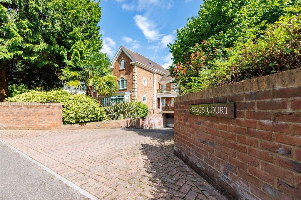 Property photo 2 of 15 Picture No. 54