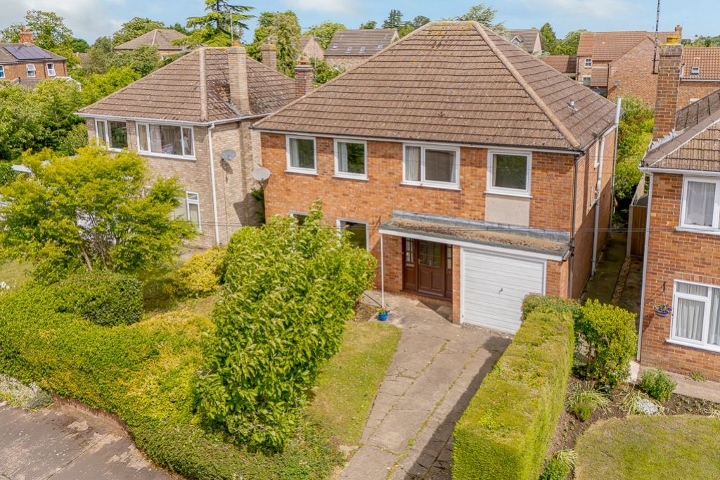 Property photo 1 of 32 76 Sherwood Drive (Spalding)-1
