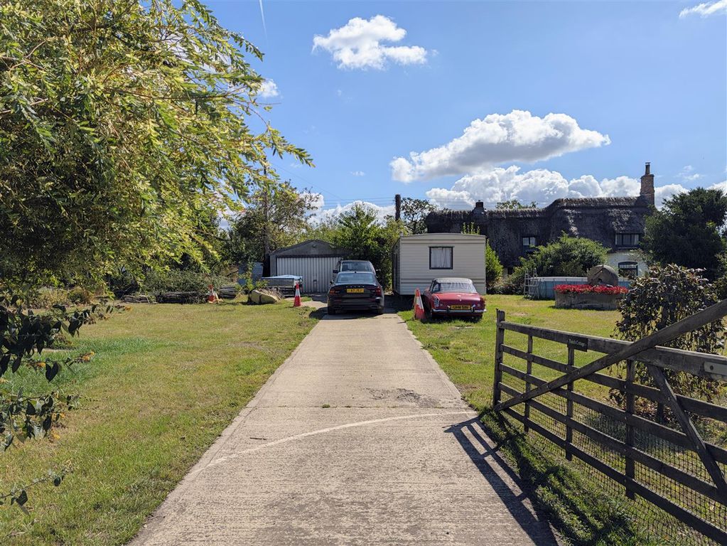 Property photo 3 of 14