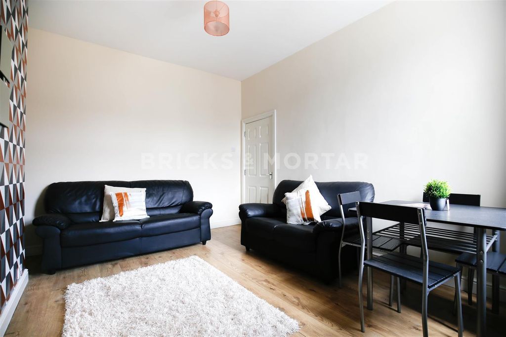 Property photo 3 of 8 l4F1Ohhaermdjaggc9Nqv5Ticvo.Jpg