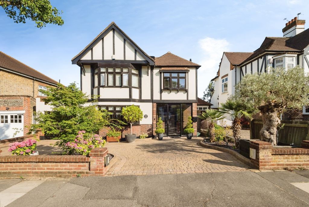 Property photo 1 of 36 Pbox-Img.Jpg