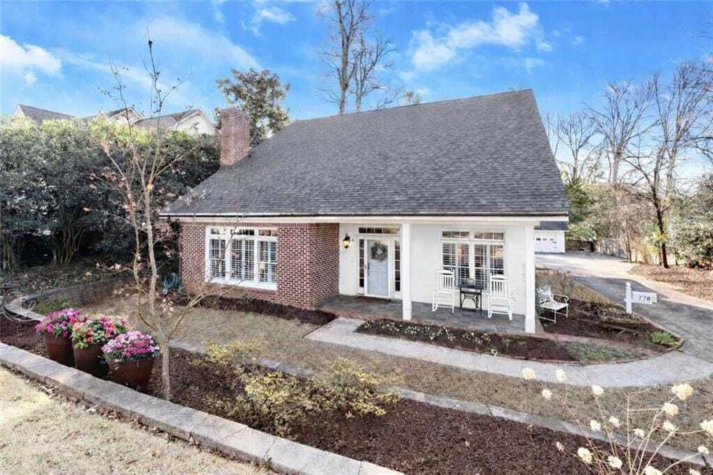 Property photo 1 of 31