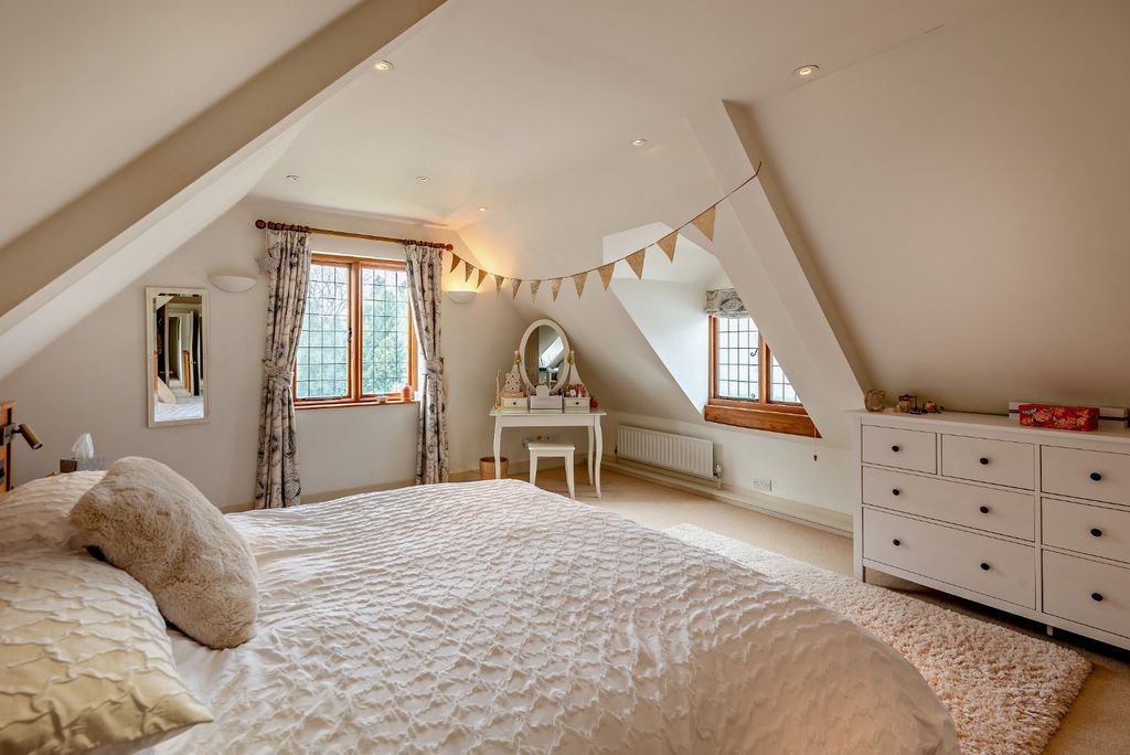 Additional image 12 of 6 bed detached house for saleLamer Lane, Wheathampstead, St. Albans, Hertfordshire AL4