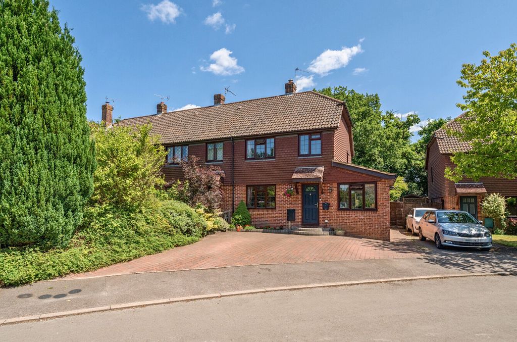 Property photo 1 of 18 1314042-1-686d0Eb...
