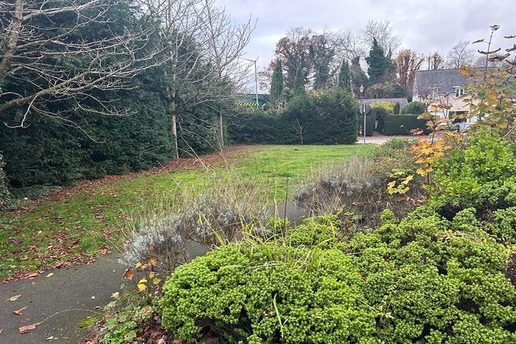 Property photo 3 of 9