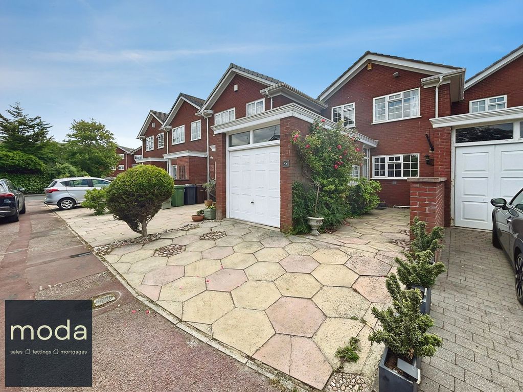 Property photo 1 of 30