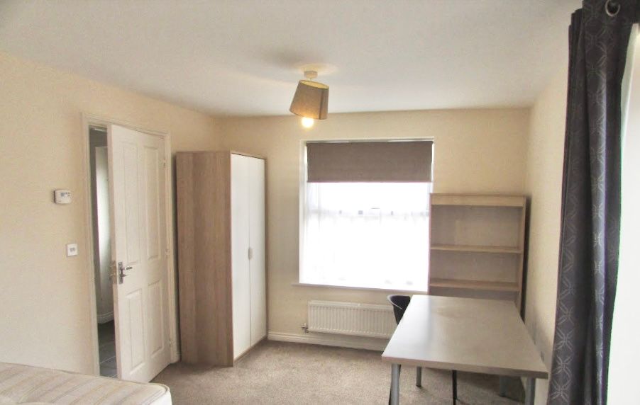 Property photo 3 of 6 Img_6824