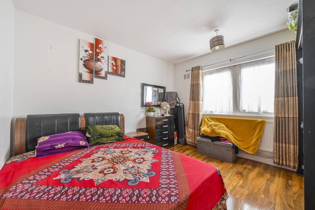 Property photo 3 of 7