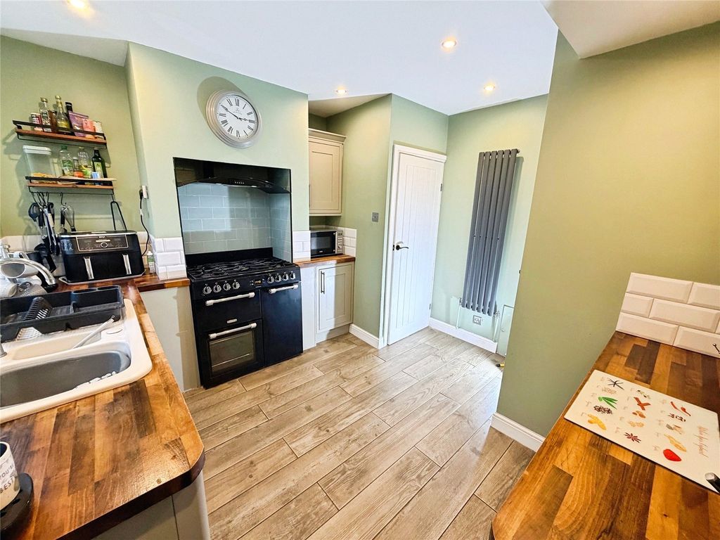 Property photo 2 of 22 Kitchen