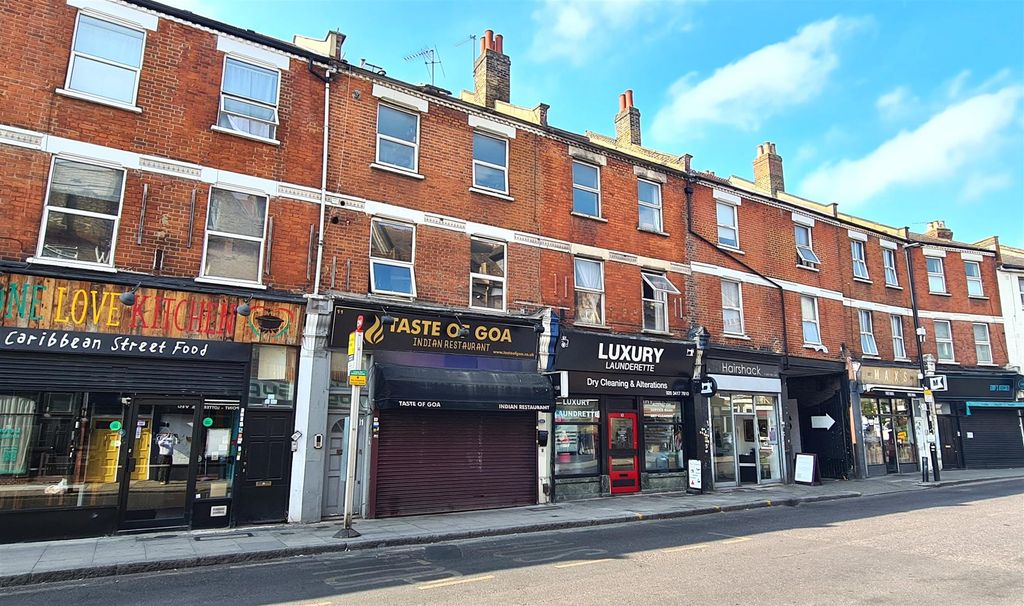 Property photo 1 of 17 Crouch Hill N4