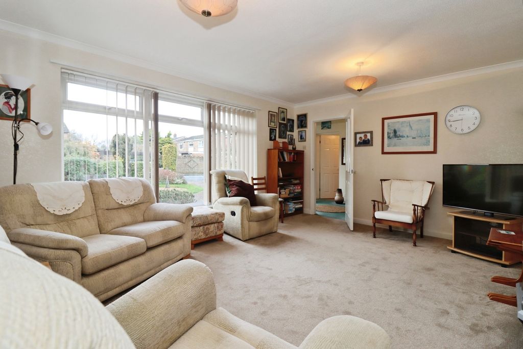 Property photo 3 of 19 Pbox-Img.Jpg