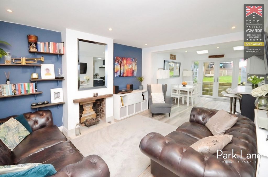 Property photo 3 of 16