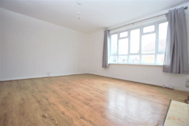 Property photo 1 of 10 Photo 7