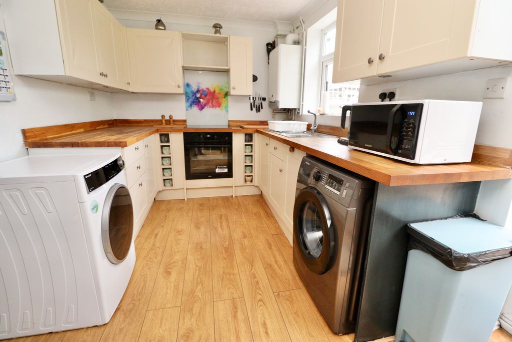 Property photo 2 of 13 Img_6339
