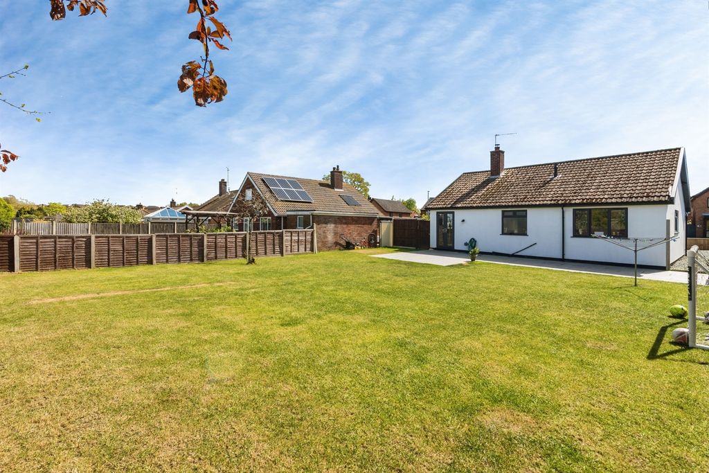 Property photo 1 of 16