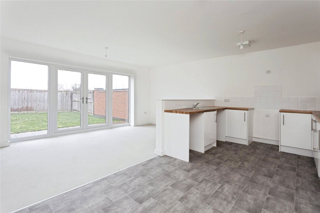 Property photo 2 of 12 Picture No. 01