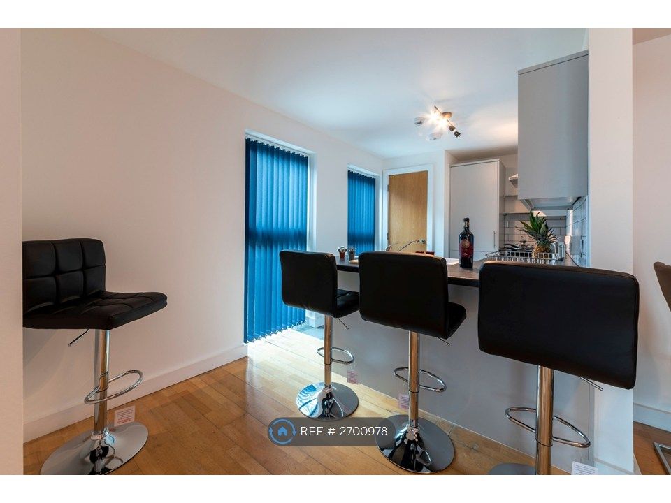 Property photo 2 of 11 Kitchen Diner