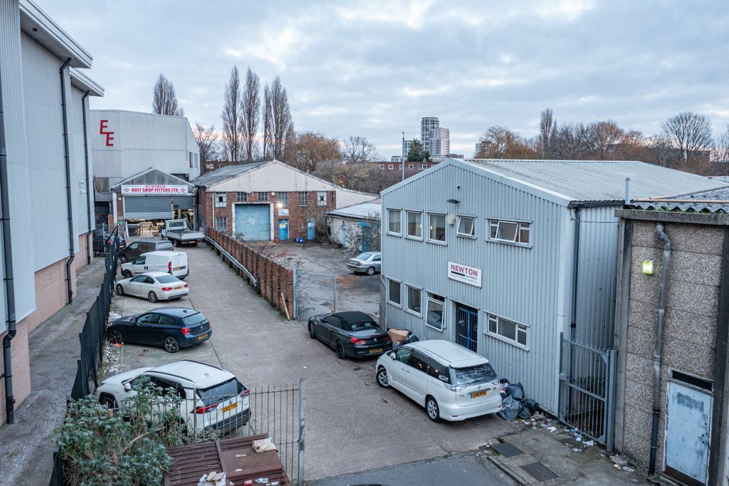 Property photo 2 of 6 Ajax Works, Hertford Road, Barking, London Ig11 8Dy