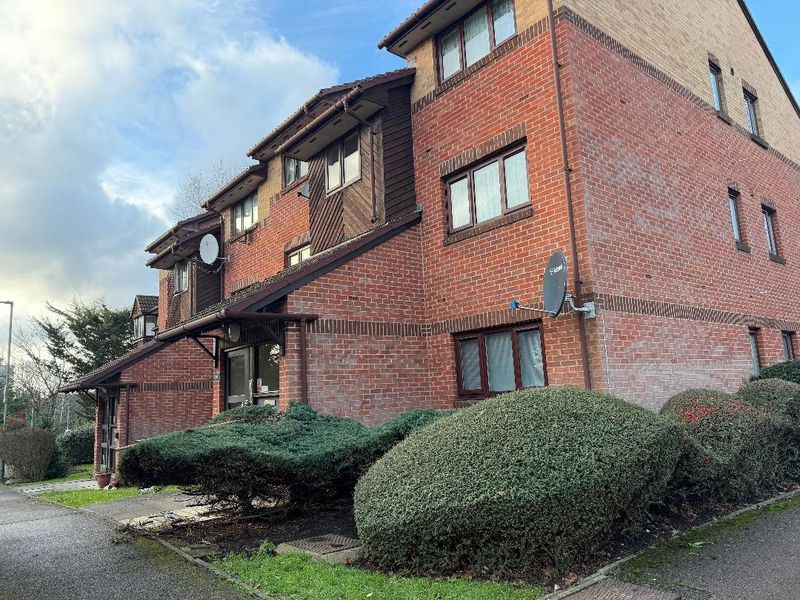 Property photo 1 of 13 Photo 4