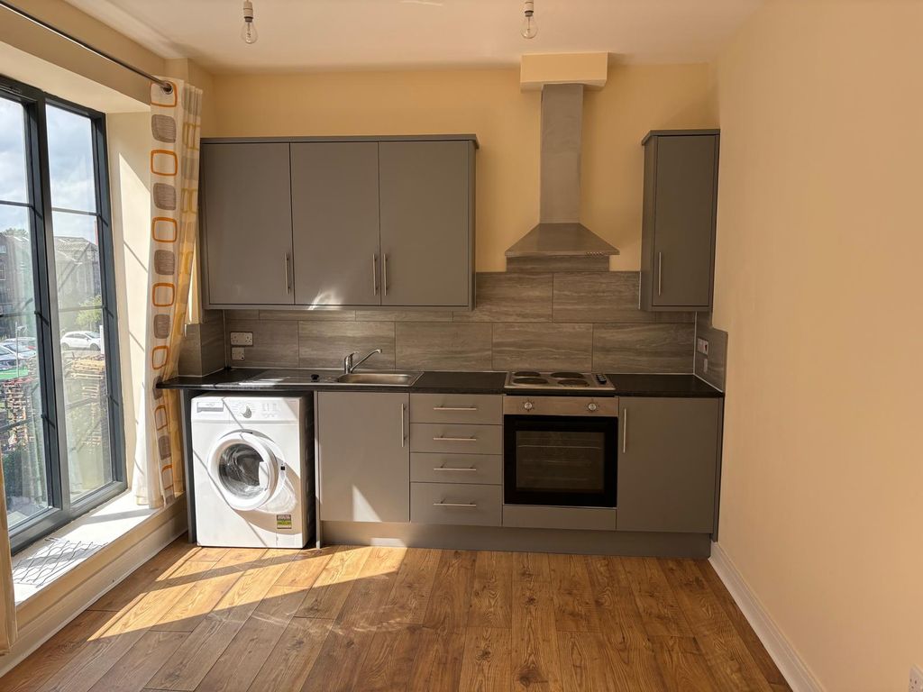 Property photo 1 of 5