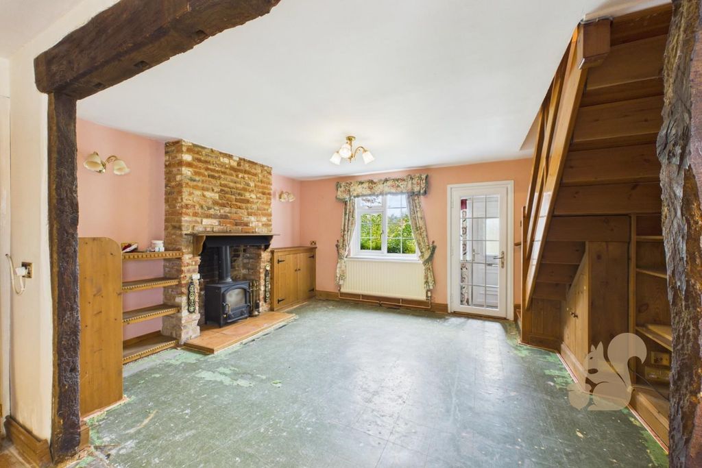 Property photo 2 of 18