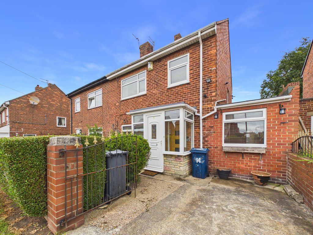 Property photo 1 of 17