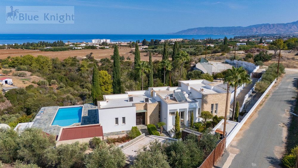 Property photo 3 of 34