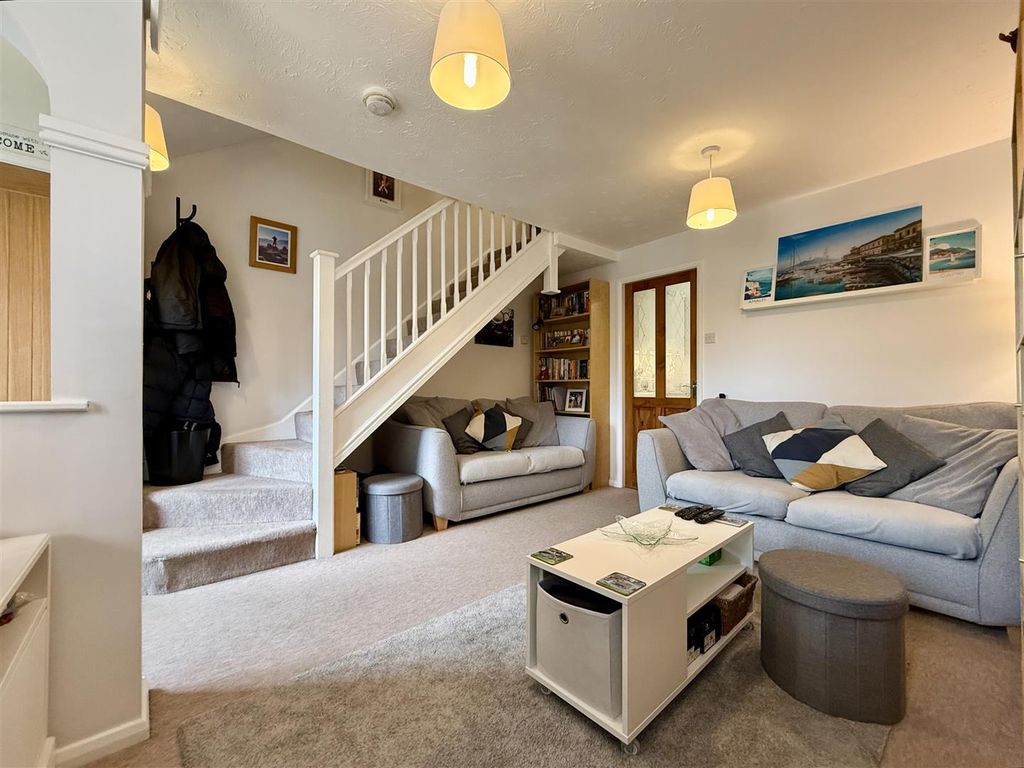 Property photo 2 of 16 2