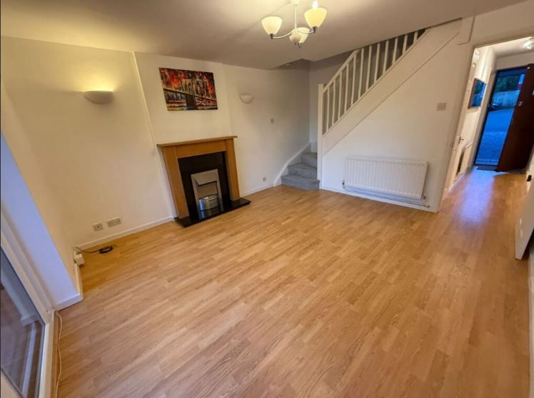 Property photo 2 of 9