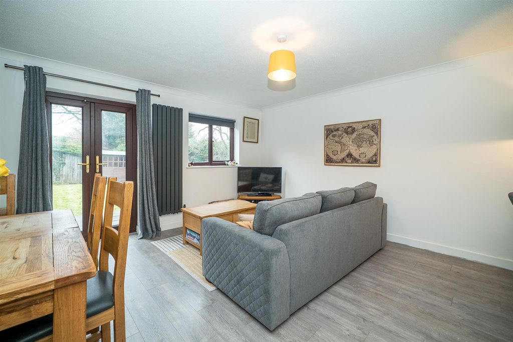 Property photo 2 of 14 4-The-Farthings-2006.Jpg