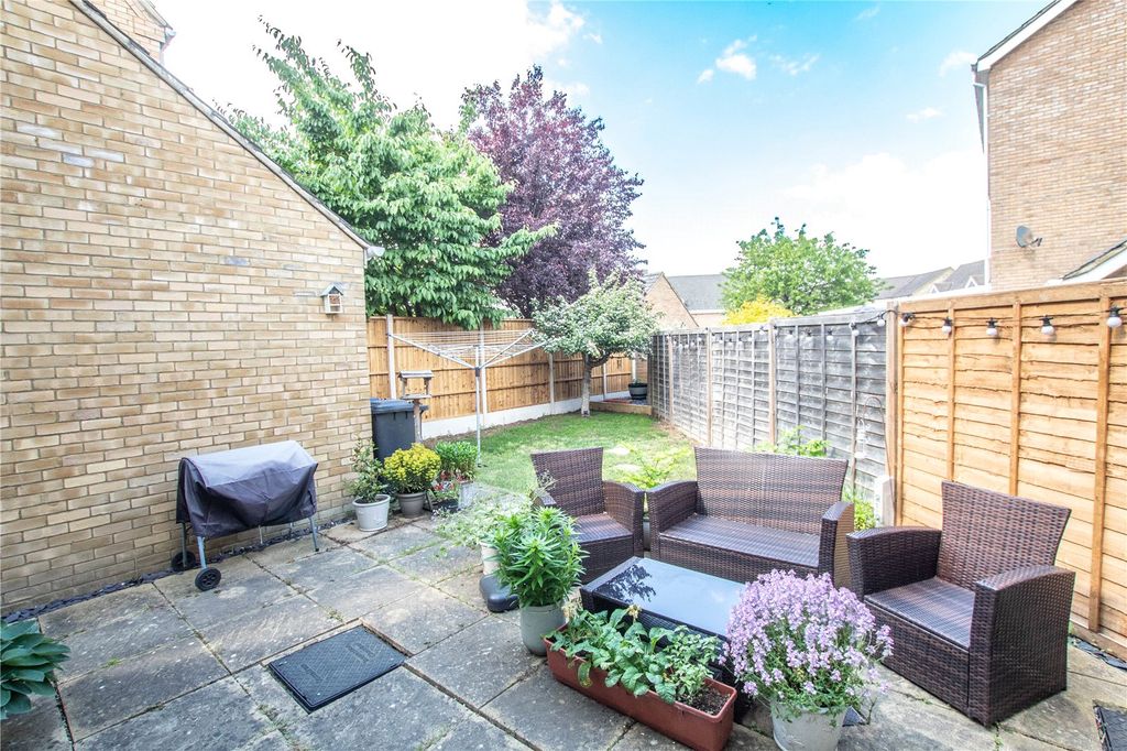 Property photo 2 of 11 Rear Garden