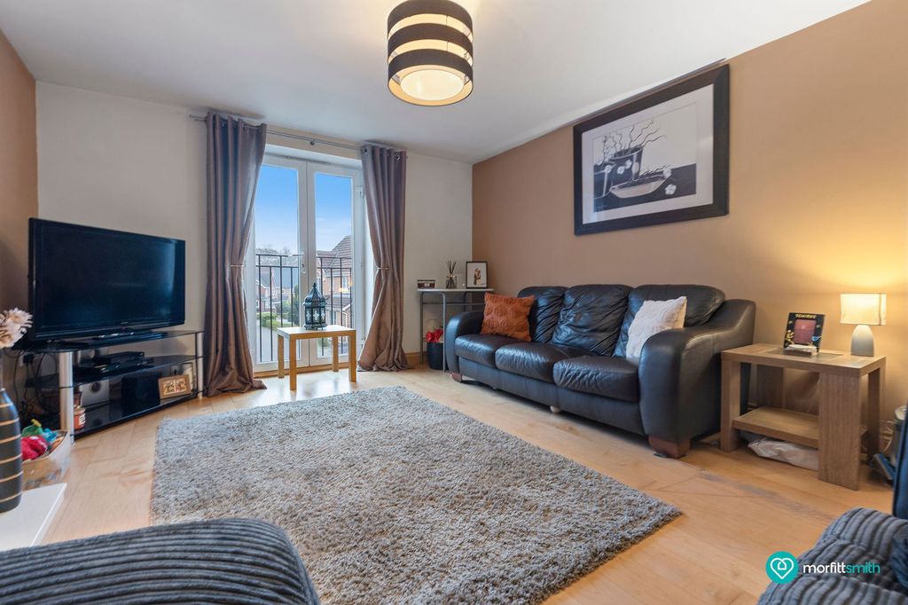 Property photo 2 of 14