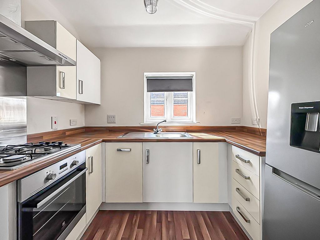 Property photo 2 of 8