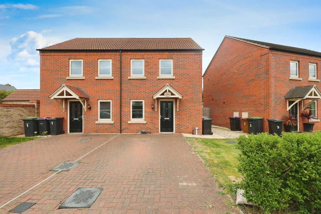 Property photo 1 of 13 4206610