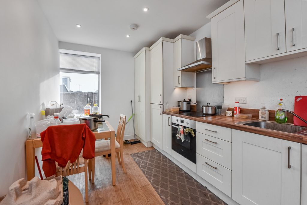 Property photo 3 of 17 15 Arcade Street, Ipswich, Ip1 1Ex