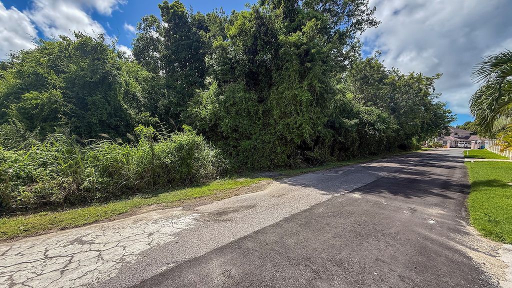 Property photo 3 of 9