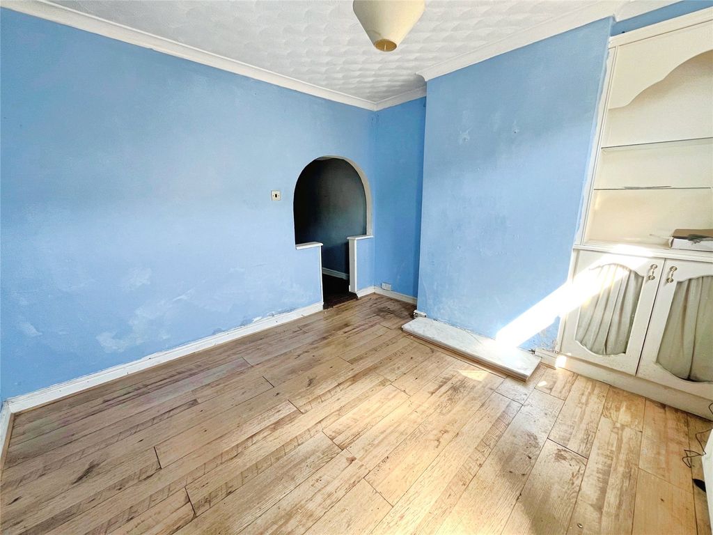 Property photo 3 of 11 Picture No. 08