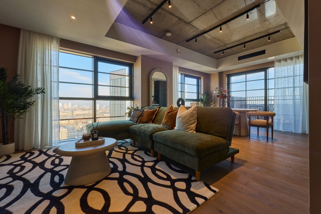 Property photo 1 of 29 20251126_Canadawater_Thefounding_Apartment1503_010.Jpg