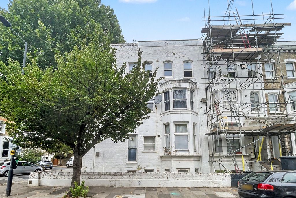 Property photo 1 of 12 53A Netherwood Road, London W14 0Bp