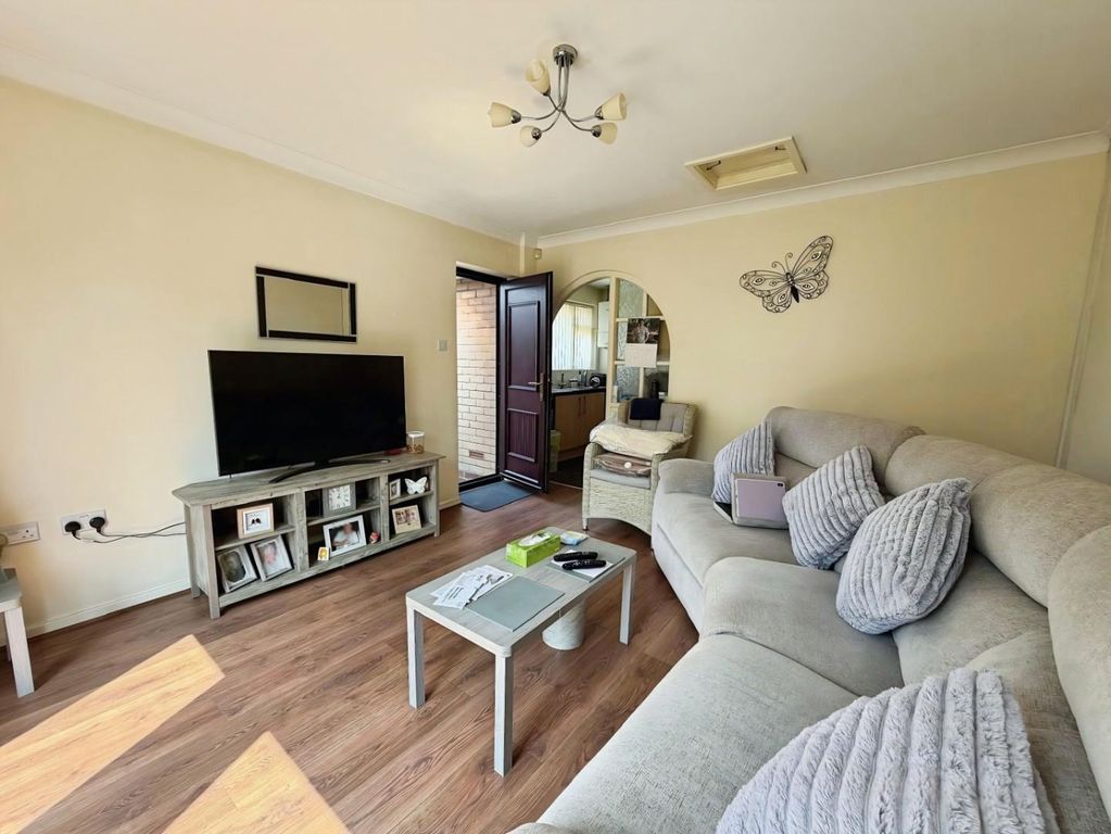 Property photo 3 of 14 21E5A499-Whatsapp 20Image 202026-07-15 20At 2013.1