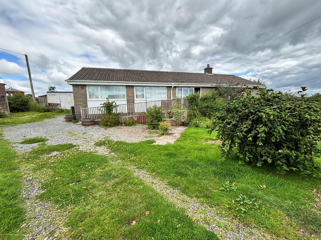 Property photo 1 of 13 Front