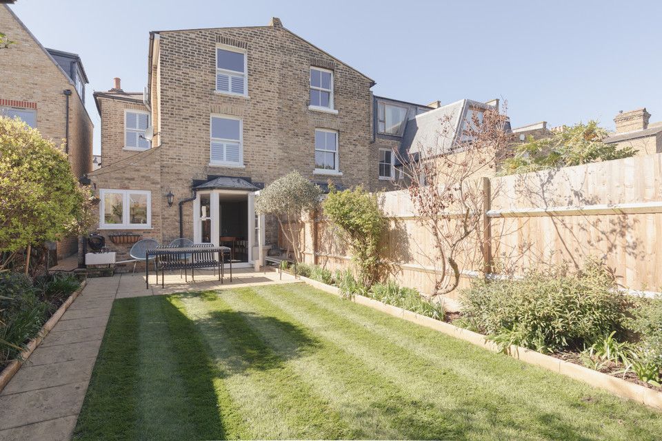 Property photo 2 of 30