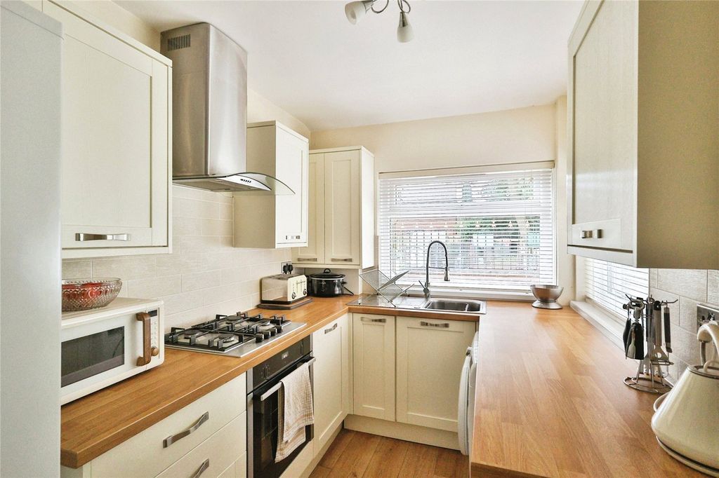 Property photo 3 of 15 Photography